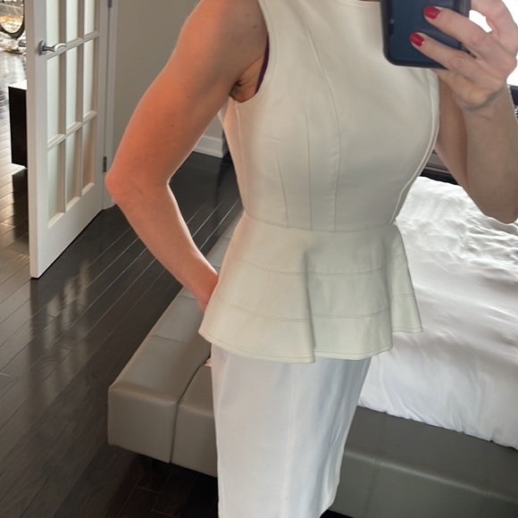 Catherine malandrino White dress with Leather size 2, fits 2-4 - Picture 3 of 5
